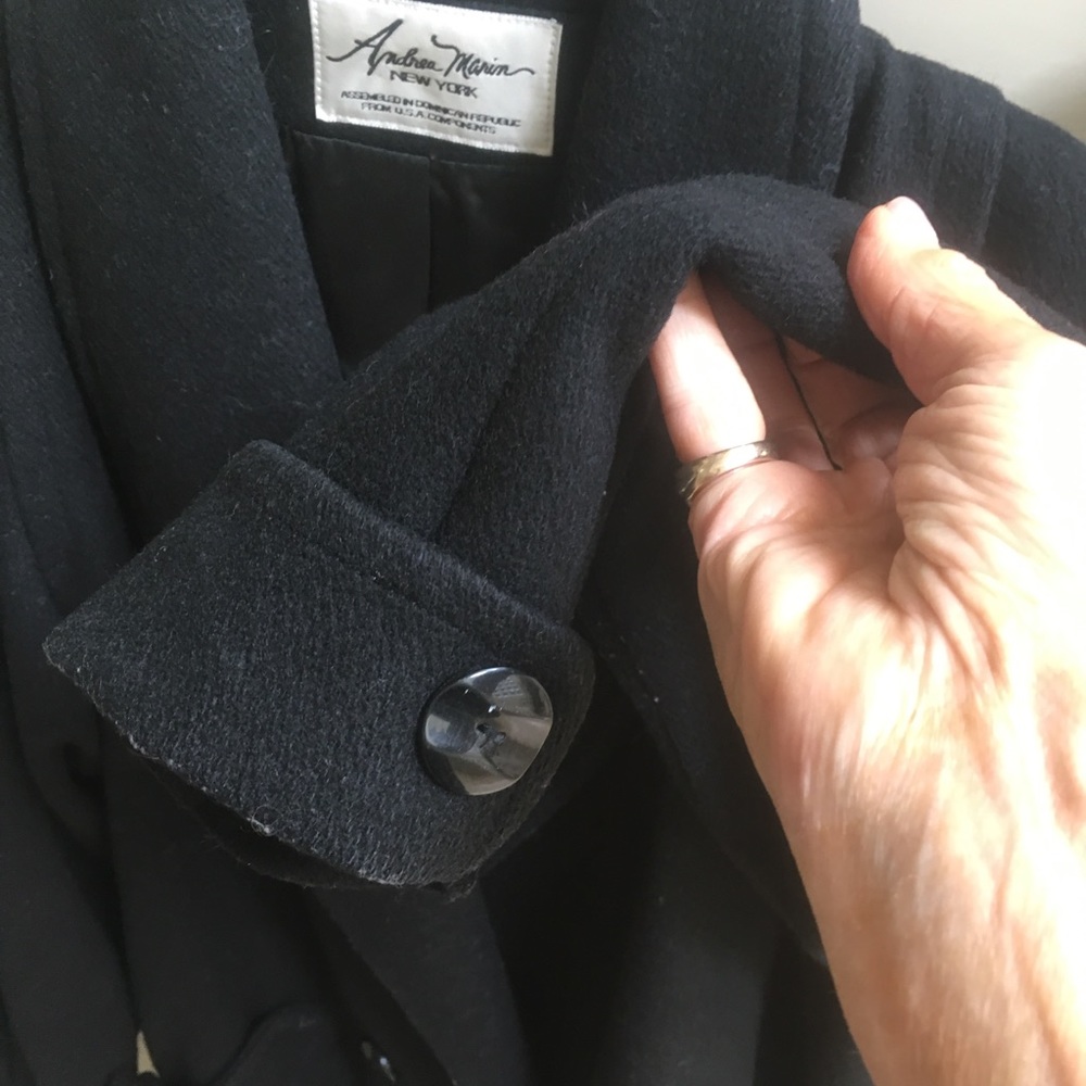 VINTAGE Black Coat Andrea Marin New York! - Picture 4 of 8